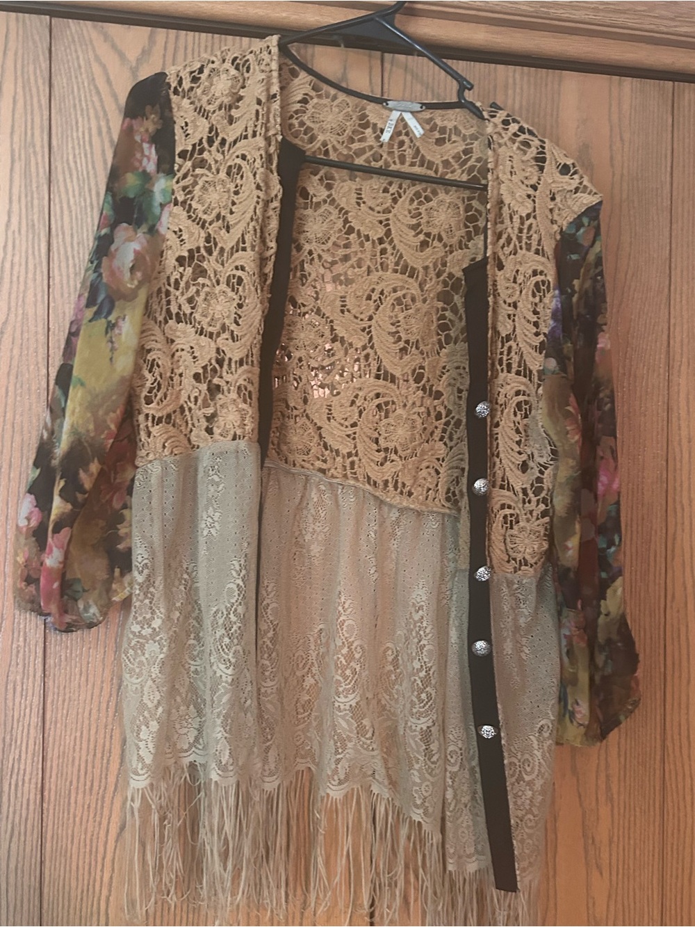BKE Beige Crochet Lace Wall Hanging